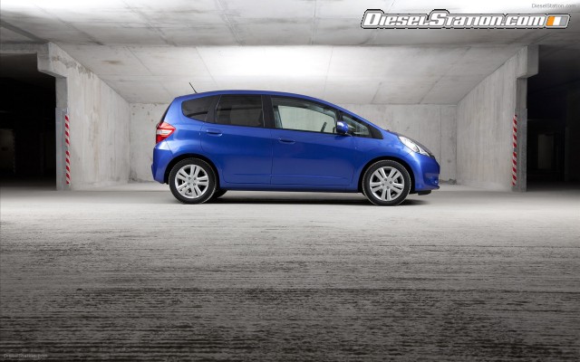 Honda Jazz 2011 Widescreen Picture #29 Honda Jazz 2011 Widescreen Picture #29