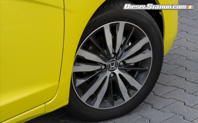 Honda Jazz 2016 Widescreen Picture #28 Honda Jazz 2016 Widescreen Picture #28