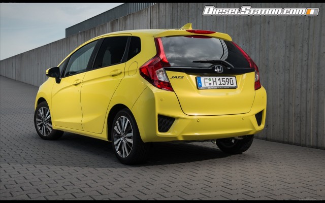 Honda Jazz 2016 Widescreen Picture #37 Honda Jazz 2016 Widescreen Picture #37
