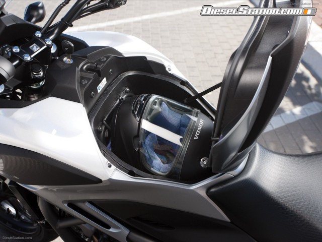 Honda NC700X 2012 Picture #3 Honda NC700X 2012 Picture #3