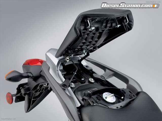 Honda NC700X 2012 Picture #10 Honda NC700X 2012 Picture #10