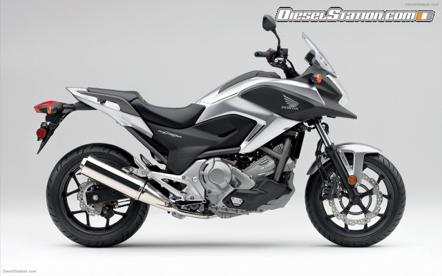 Honda NC700X 2012 Widescreen Picture #6 Honda NC700X 2012 Widescreen Picture #6