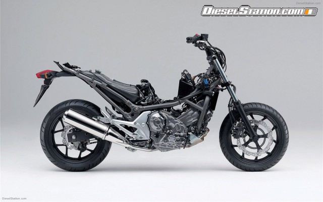 Honda NC700X 2012 Widescreen Picture #32 Honda NC700X 2012 Widescreen Picture #32