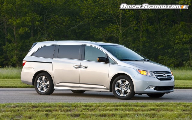 Honda Odyssey 2011 Widescreen Picture #8 Honda Odyssey 2011 Widescreen Picture #8