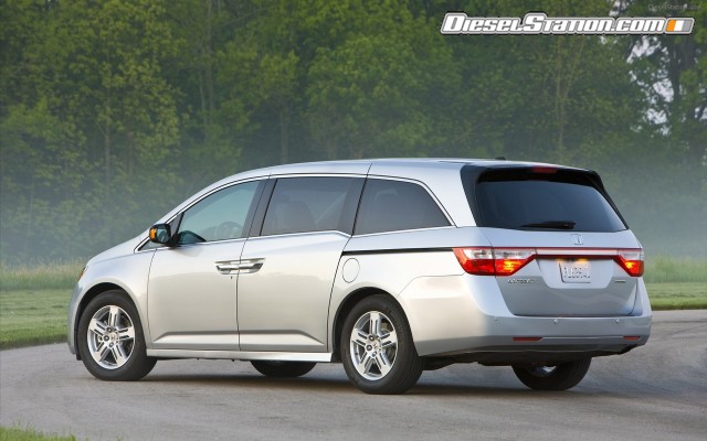 Honda Odyssey 2011 Widescreen Picture #11 Honda Odyssey 2011 Widescreen Picture #11