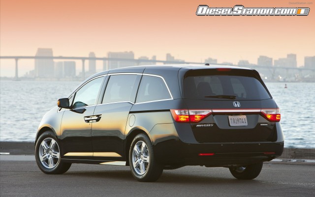 Honda Odyssey 2012 Widescreen Picture #6 Honda Odyssey 2012 Widescreen Picture #6
