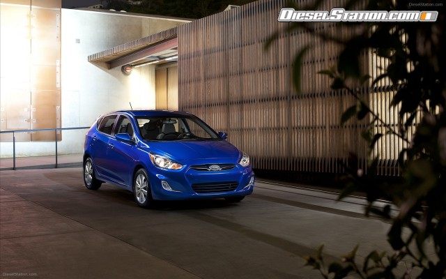 Hyundai Accent 2012 Widescreen Picture #30 Hyundai Accent 2012 Widescreen Picture #30
