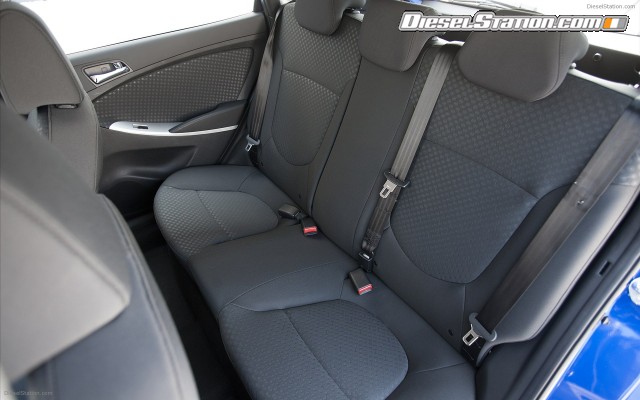 Hyundai Accent 2012 Widescreen Picture #18 Hyundai Accent 2012 Widescreen Picture #18