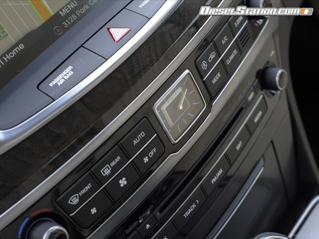 Hyundai Equus 2014 Picture #1 Hyundai Equus 2014 Picture #1