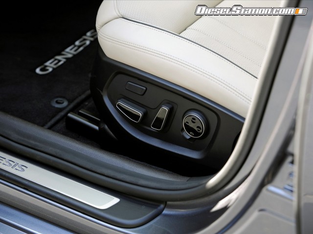 Hyundai Genesis 2015 Picture #11 Hyundai Genesis 2015 Picture #11