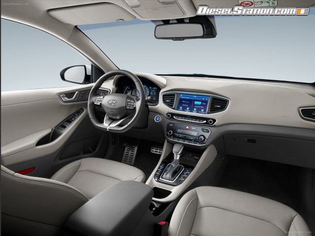 Hyundai Ioniq 2017 Picture #18 Hyundai Ioniq 2017 Picture #18