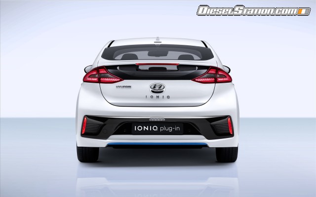 Hyundai Ioniq 2017 Widescreen Picture #4 Hyundai Ioniq 2017 Widescreen Picture #4