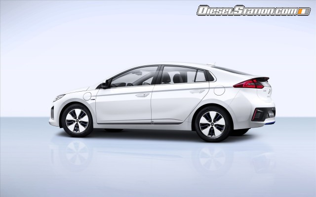 Hyundai Ioniq 2017 Widescreen Picture #17 Hyundai Ioniq 2017 Widescreen Picture #17