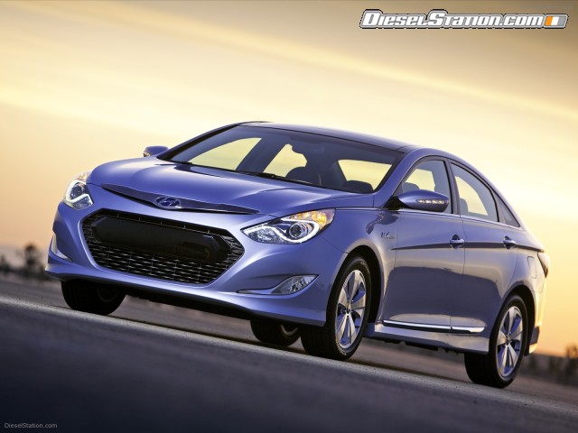 Hyundai Sonata Hybrid 2011 Picture #18 Hyundai Sonata Hybrid 2011 Picture #18