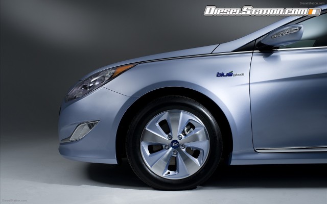 Hyundai Sonata Hybrid 2011 Widescreen Picture #3 Hyundai Sonata Hybrid 2011 Widescreen Picture #3