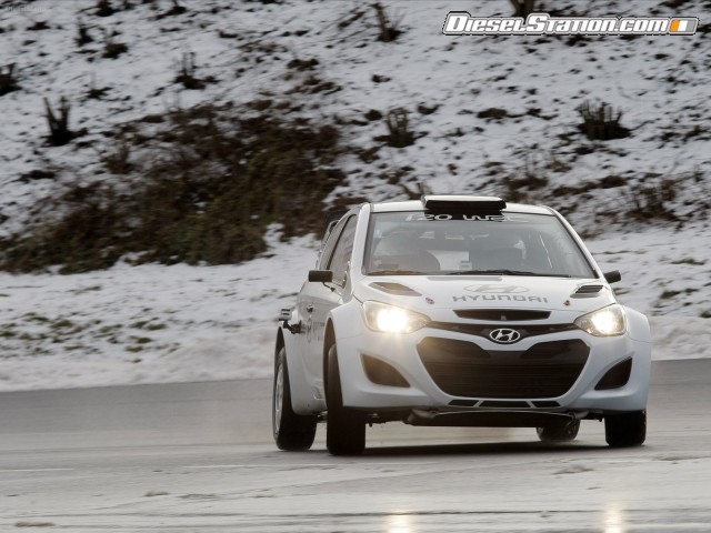 Hyundai i20 WRC 2014 Picture #13 Hyundai i20 WRC 2014 Picture #13