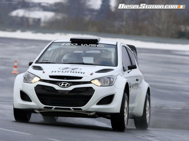 Hyundai i20 WRC 2014 Picture #3 Hyundai i20 WRC 2014 Picture #3