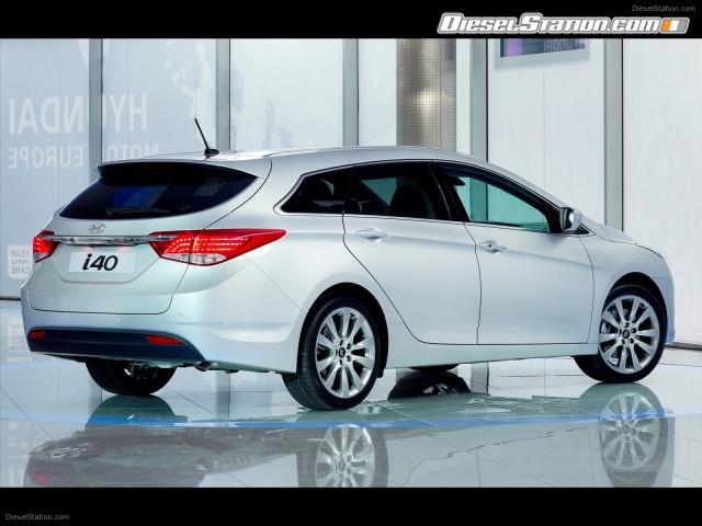Hyundai i40 TOURER 2012 Picture #16 Hyundai i40 TOURER 2012 Picture #16