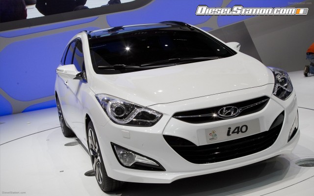 Hyundai i40 TOURER 2012 Widescreen Picture #19 Hyundai i40 TOURER 2012 Widescreen Picture #19