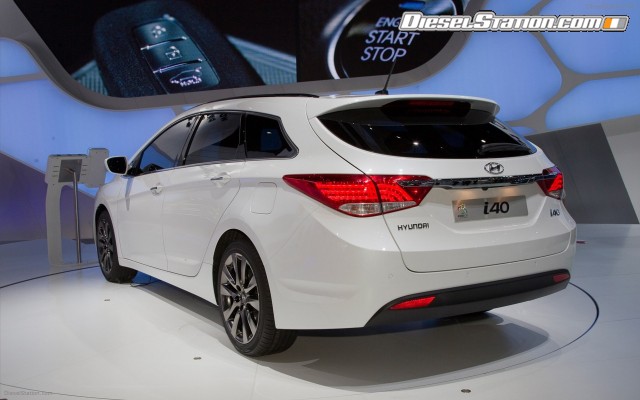 Hyundai i40 TOURER 2012 Widescreen Picture #8 Hyundai i40 TOURER 2012 Widescreen Picture #8