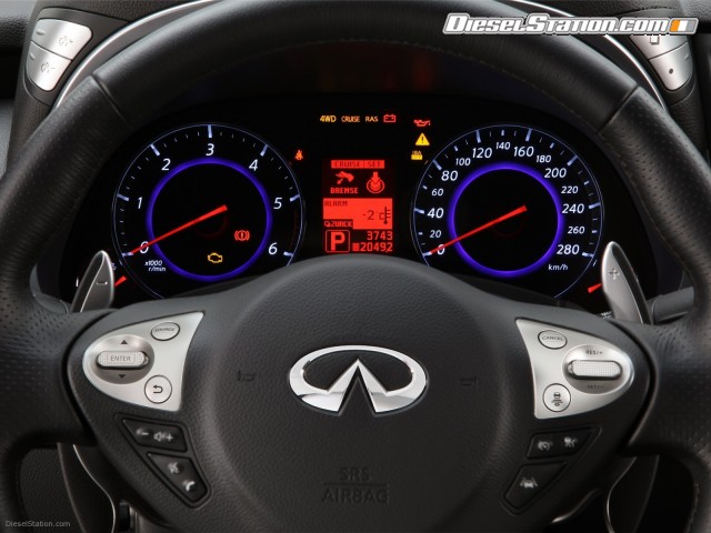 Infiniti FX30d S 2011 Picture #1 Infiniti FX30d S 2011 Picture #1