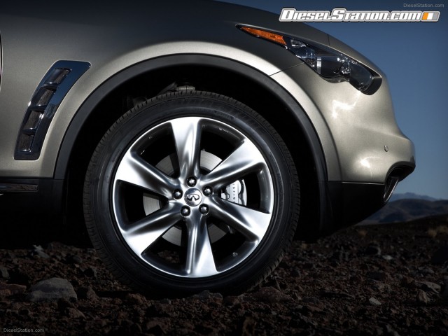 Infiniti FX50 Picture #34 Infiniti FX50 Picture #34