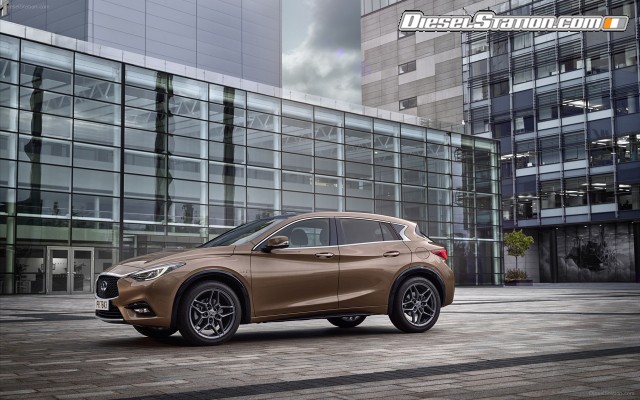 Infiniti Q30 Active Compact 2016 Widescreen Picture #13 Infiniti Q30 Active Compact 2016 Widescreen Picture #13