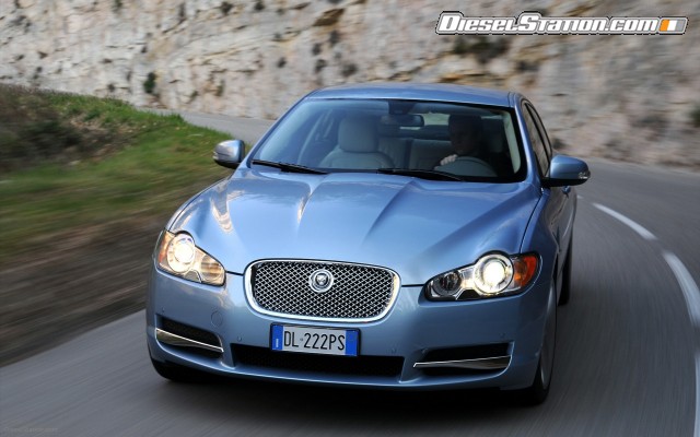Jaguar 2010 New XF Widescreen Picture #19 Jaguar 2010 New XF Widescreen Picture #19