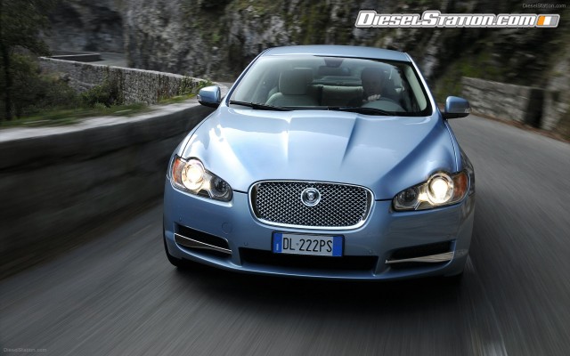 Jaguar 2010 New XF Widescreen Picture #9 Jaguar 2010 New XF Widescreen Picture #9