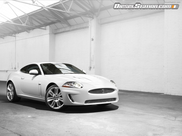 Jaguar 2010 XKR Picture #17 Jaguar 2010 XKR Picture #17