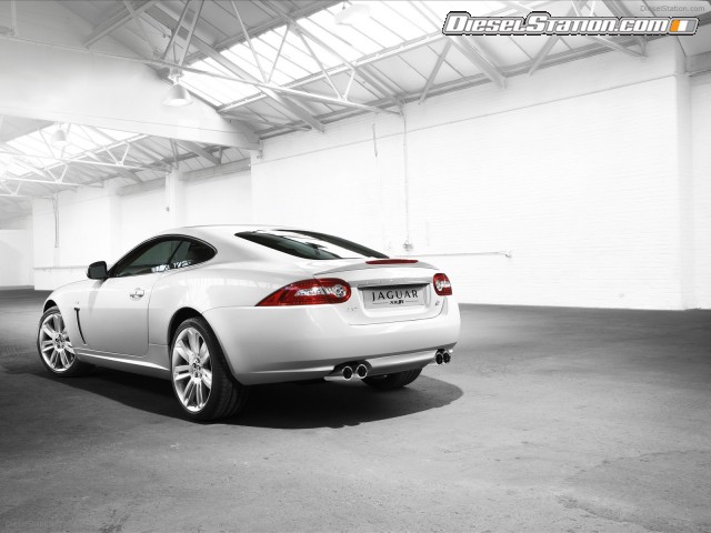 Jaguar 2010 XKR Picture #19 Jaguar 2010 XKR Picture #19