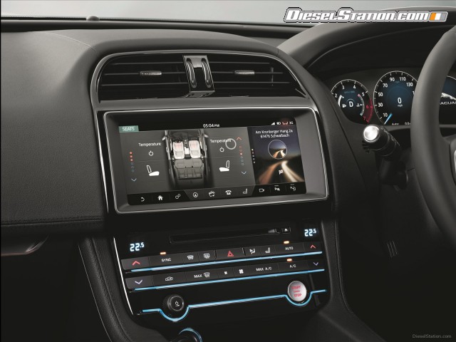 Jaguar F PACE 2016 Picture #16 Jaguar F PACE 2016 Picture #16