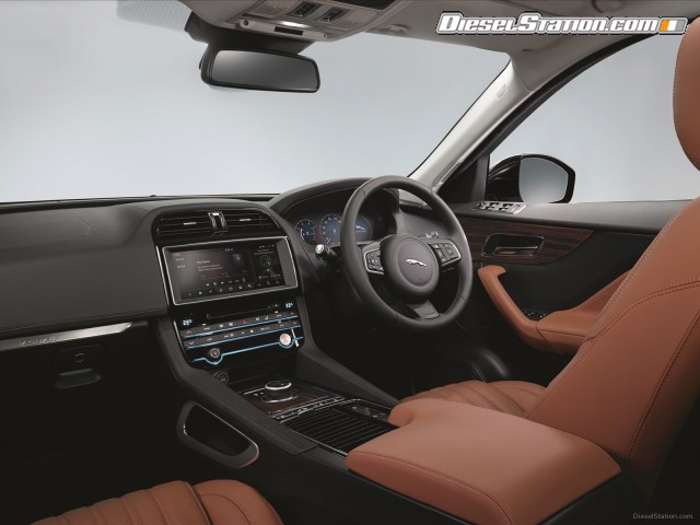 Jaguar F PACE 2016 Picture #10 Jaguar F PACE 2016 Picture #10