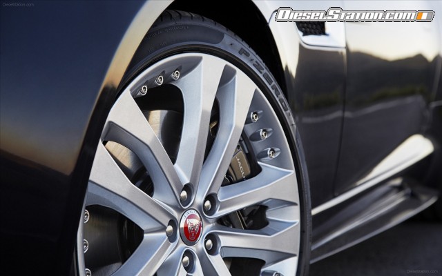 Jaguar F TYPE Coupe 2016 Widescreen Picture #40 Jaguar F TYPE Coupe 2016 Widescreen Picture #40