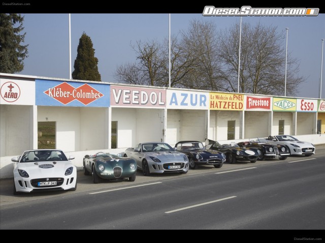 Jaguar F TYPE V8 S sports car 2013 Picture #2 Jaguar F TYPE V8 S sports car 2013 Picture #2