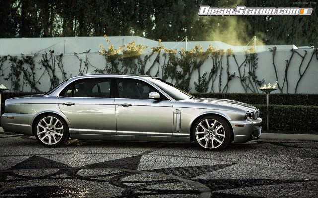 Jaguar New XJ Widescreen Picture #3 Jaguar New XJ Widescreen Picture #3