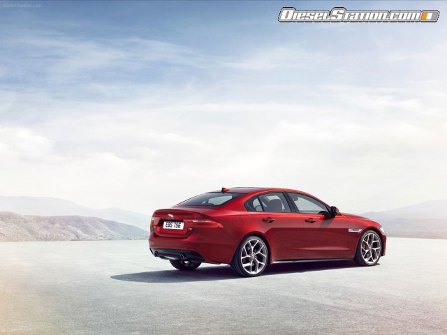 Jaguar XE S 2016 Picture #14 Jaguar XE S 2016 Picture #14