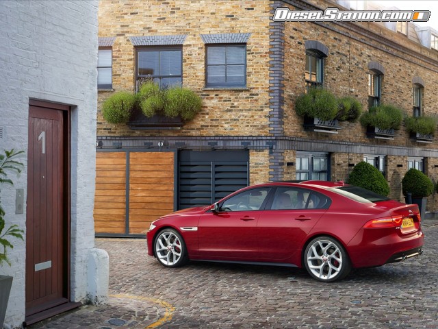 Jaguar XE S 2016 Picture #3 Jaguar XE S 2016 Picture #3