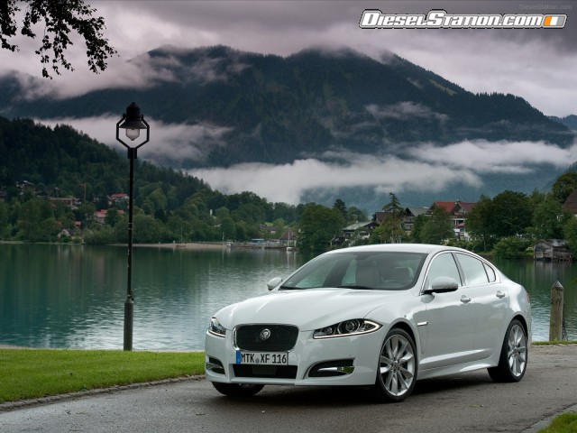 Jaguar XF 2 2 Diesel 2012 Picture #9 Jaguar XF 2 2 Diesel 2012 Picture #9