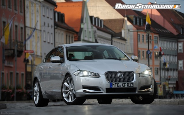 Jaguar XF 2 2 Diesel 2012 Widescreen Picture #3 Jaguar XF 2 2 Diesel 2012 Widescreen Picture #3