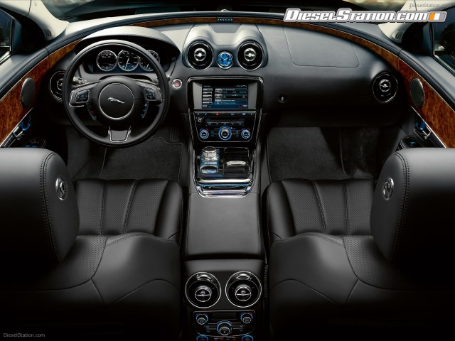 Jaguar XJ 2010 Picture #6 Jaguar XJ 2010 Picture #6