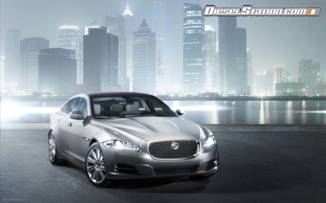 Jaguar XJ 2010 Widescreen Picture #7 Jaguar XJ 2010 Widescreen Picture #7