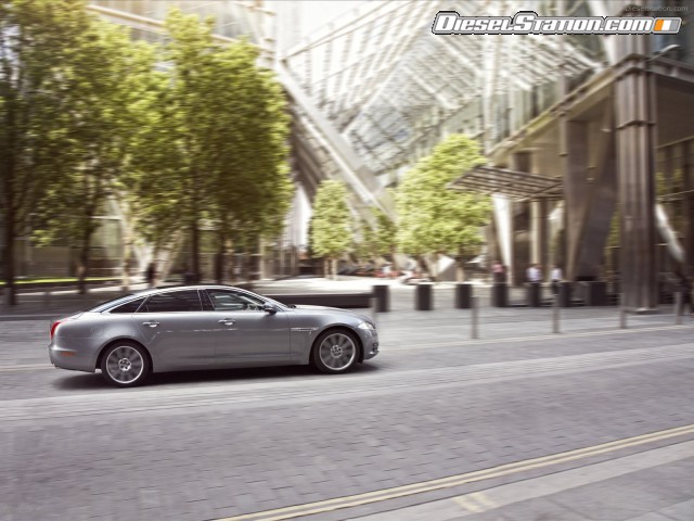 Jaguar XJ 2012 Picture #21 Jaguar XJ 2012 Picture #21