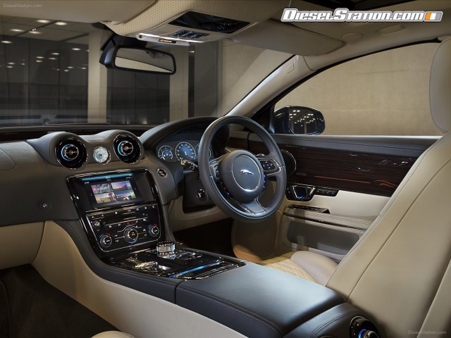 Jaguar XJ 2016 Picture #75 Jaguar XJ 2016 Picture #75