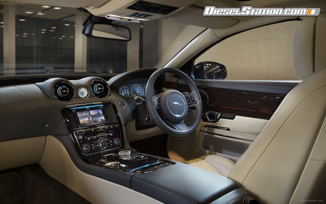 Jaguar XJ 2016 Widescreen Picture #67 Jaguar XJ 2016 Widescreen Picture #67