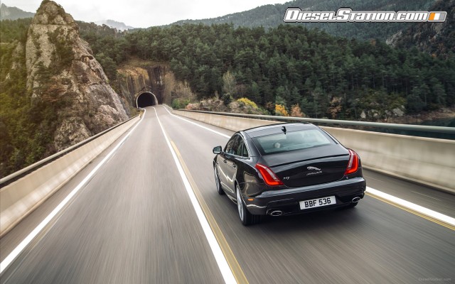 Jaguar XJ 2016 Widescreen Picture #1 Jaguar XJ 2016 Widescreen Picture #1