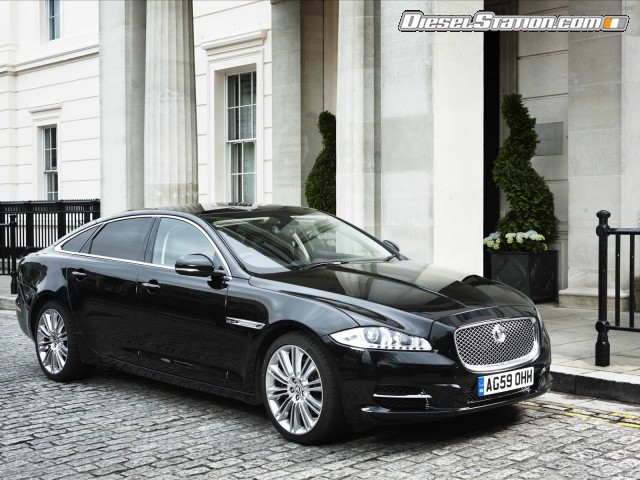 Jaguar XJ Saloon 2011 Picture #3 Jaguar XJ Saloon 2011 Picture #3