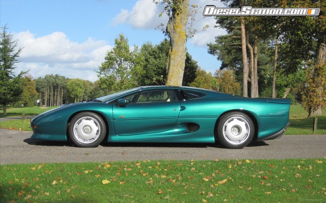 Jaguar XJ220 1994 Widescreen Picture #1 Jaguar XJ220 1994 Widescreen Picture #1