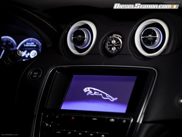 Jaguar XJ75 Platinum Design Concept 2010 Picture #11 Jaguar XJ75 Platinum Design Concept 2010 Picture #11