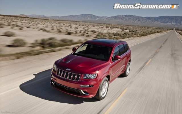 Jeep Grand Cherokee SRT8 2012 Widescreen Picture #2 Jeep Grand Cherokee SRT8 2012 Widescreen Picture #2